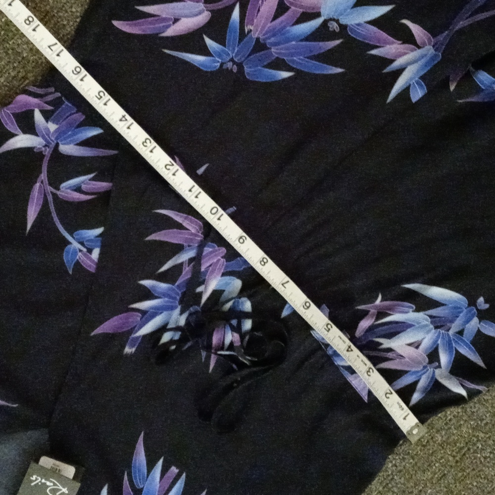 🆕️ 💜HTF Rails💜 - Riley Navy/Purple Wisteria Print Romper - Picture 11 of 14